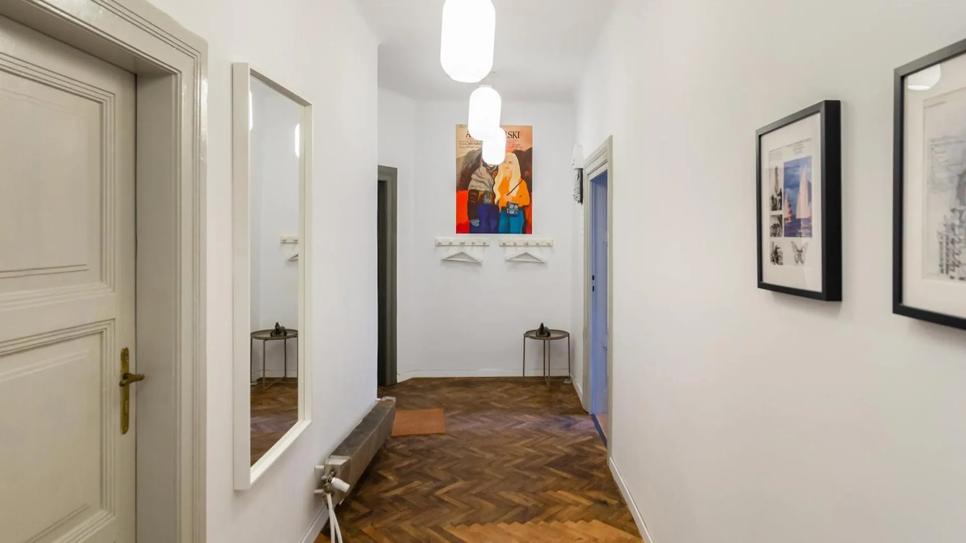 Vintage Charm,3 Bedrooms,Old Town Krakow Poland