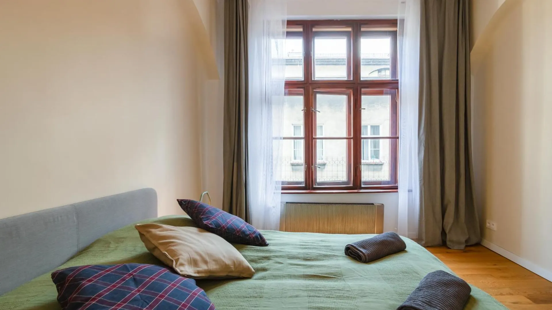 Apartment Vintage Charm,3 Bedrooms,Old Town Krakow Poland