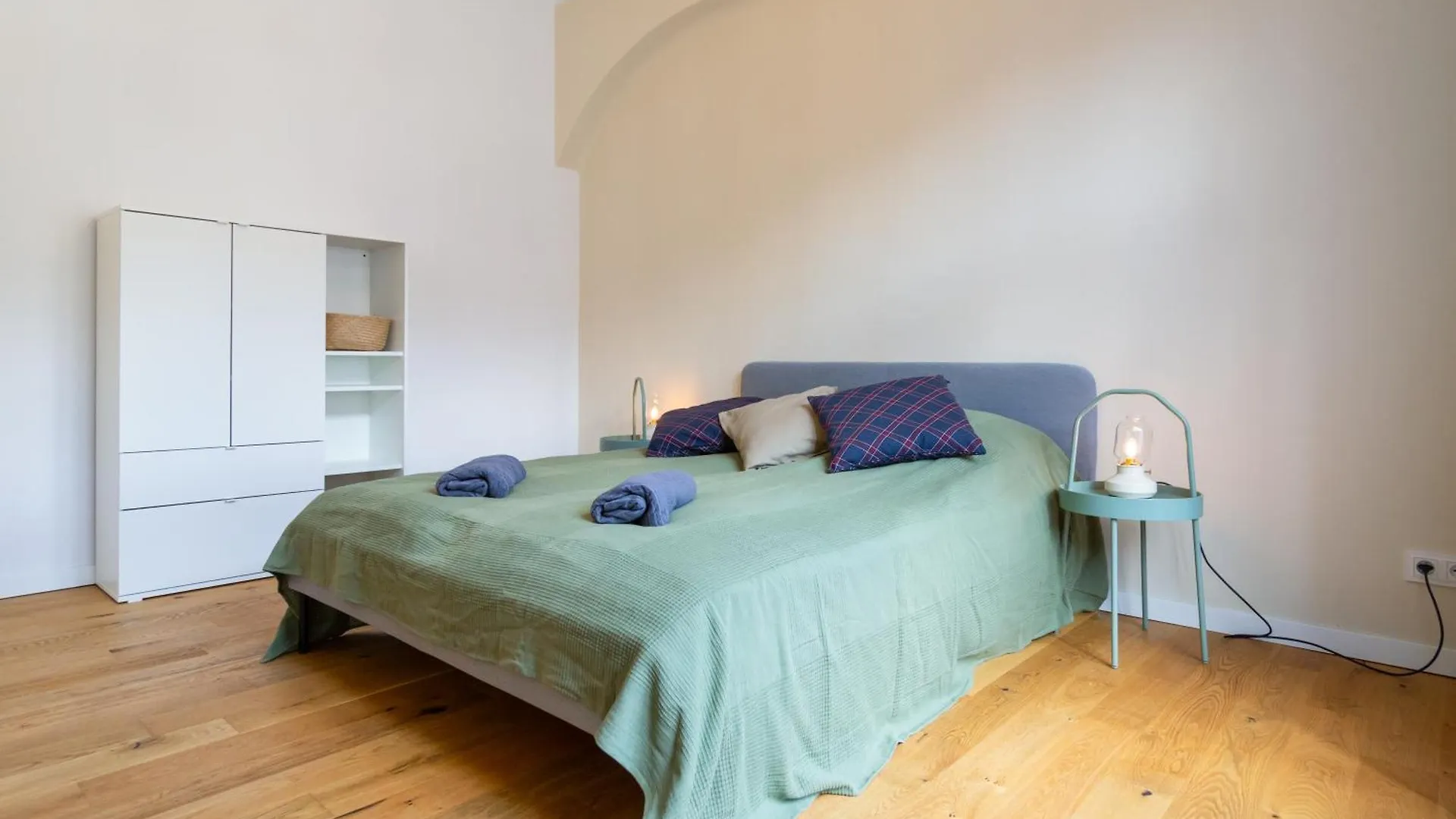 Vintage Charm,3 Bedrooms,Old Town Krakow