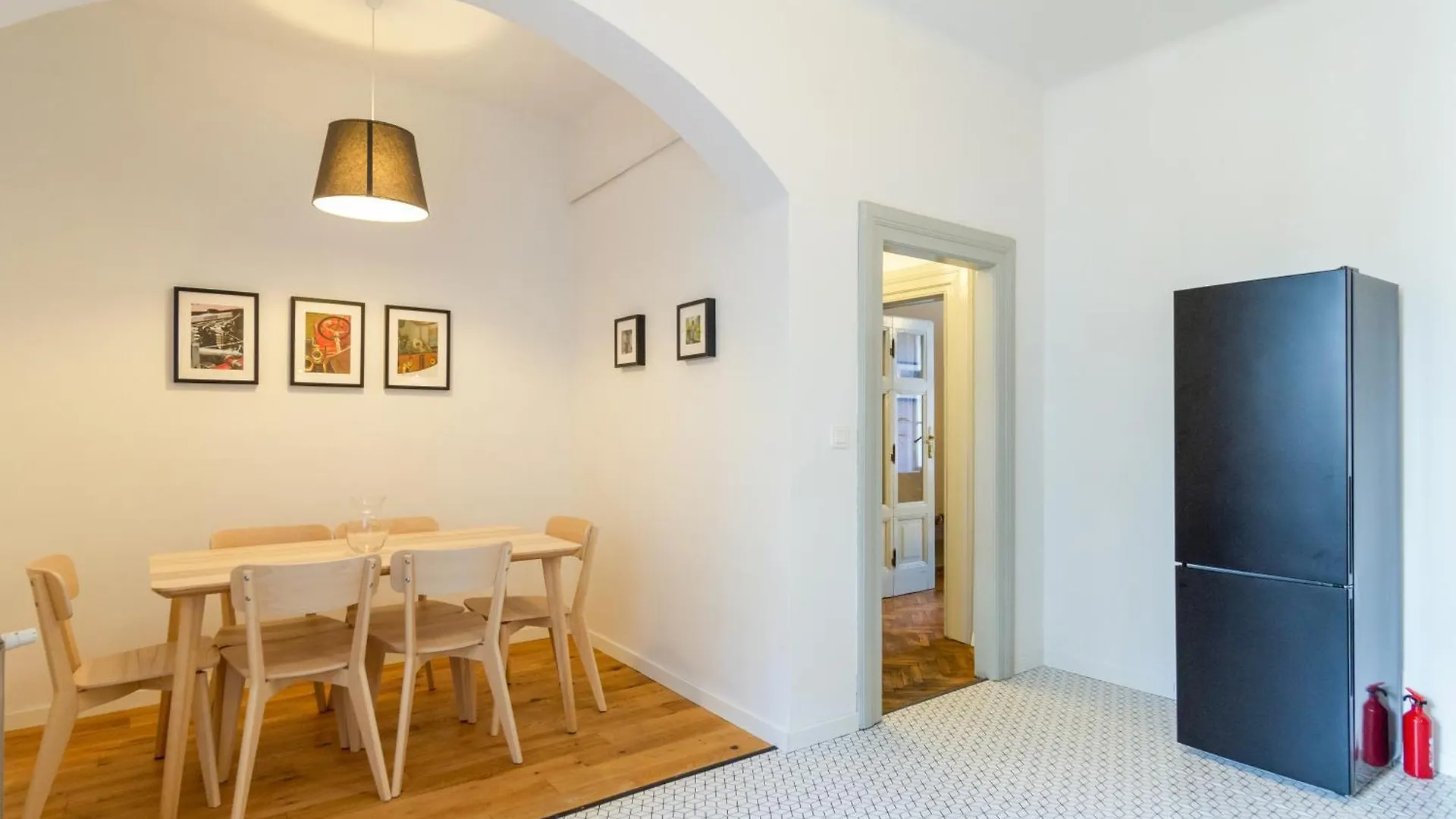 Vintage Charm,3 Bedrooms,Old Town Krakow